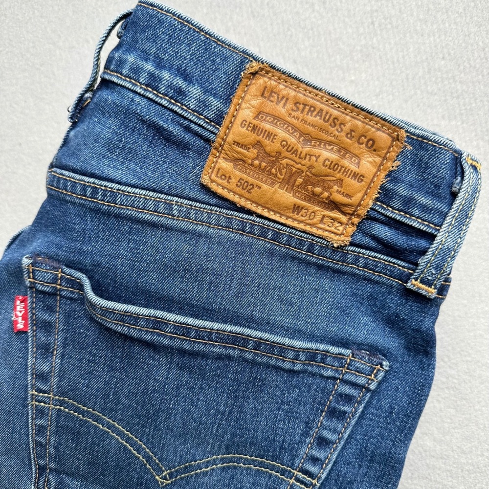 Levis 502 Taper Fit Performance Jeans Mens 30x32 Medium Wash Blue Denim Pants